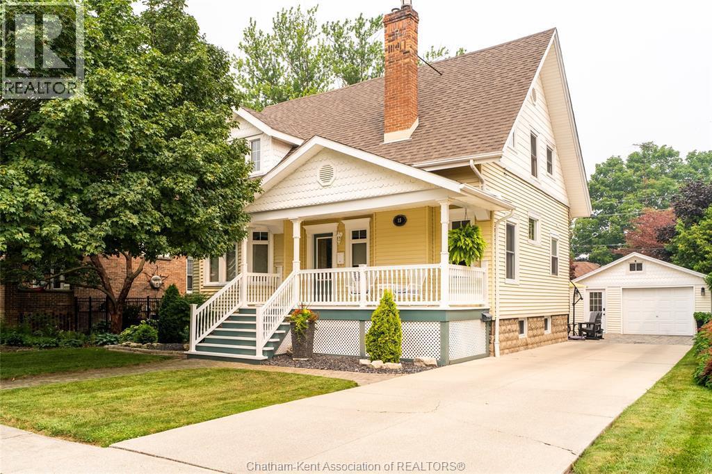 Single Family — 15 Ellwood Avenue, Chatham, Ontario