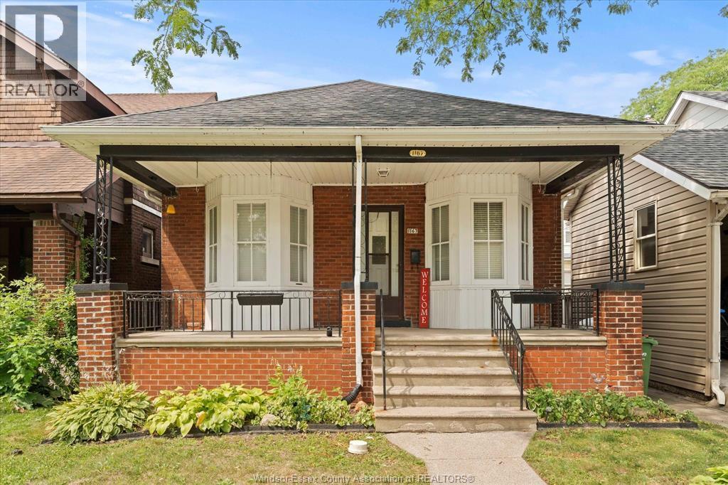 1167 Bruce Avenue, Windsor — primary photograph