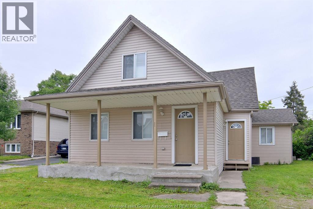 825 Brant, Windsor — photograph 2