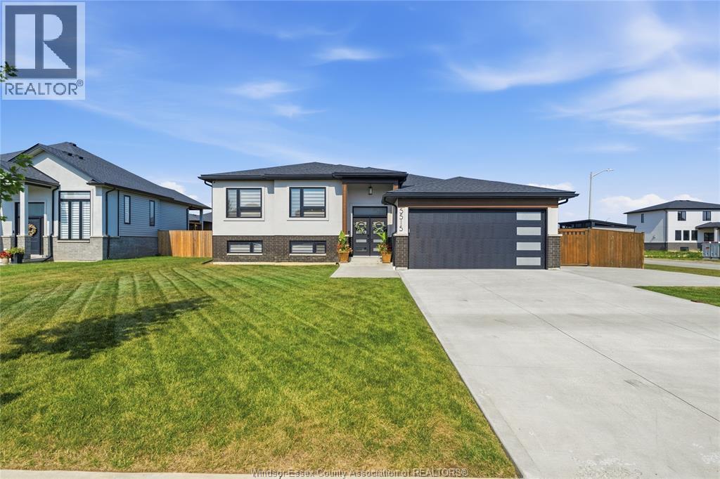 5515 Nostadt, Comber — primary photograph