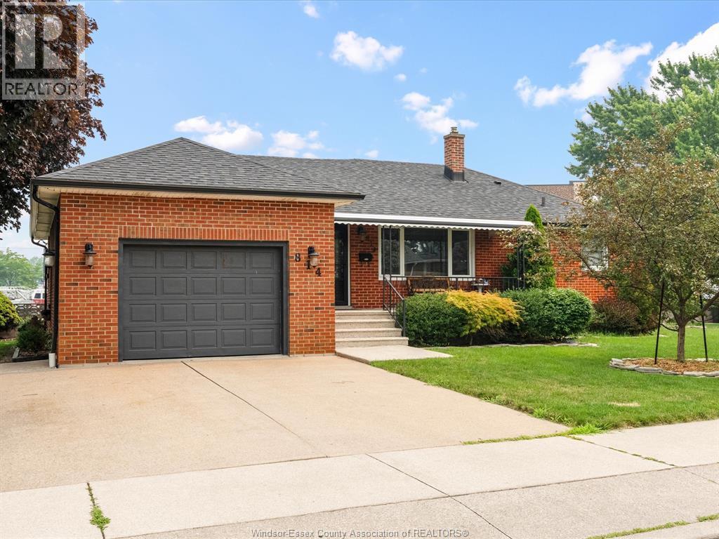 814 Watson Avenue, Windsor — primary photograph