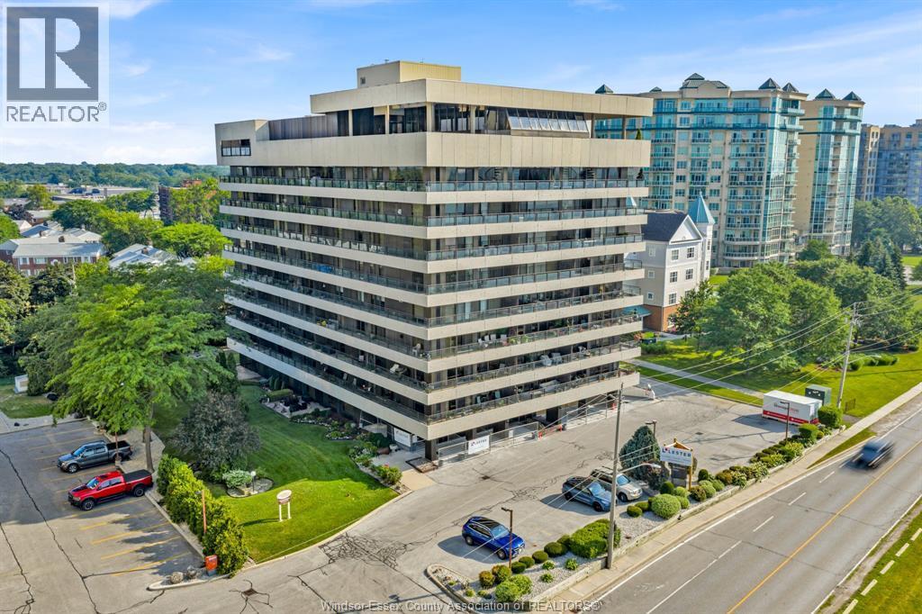 5125 Riverside Drive #202, Windsor — primary photograph