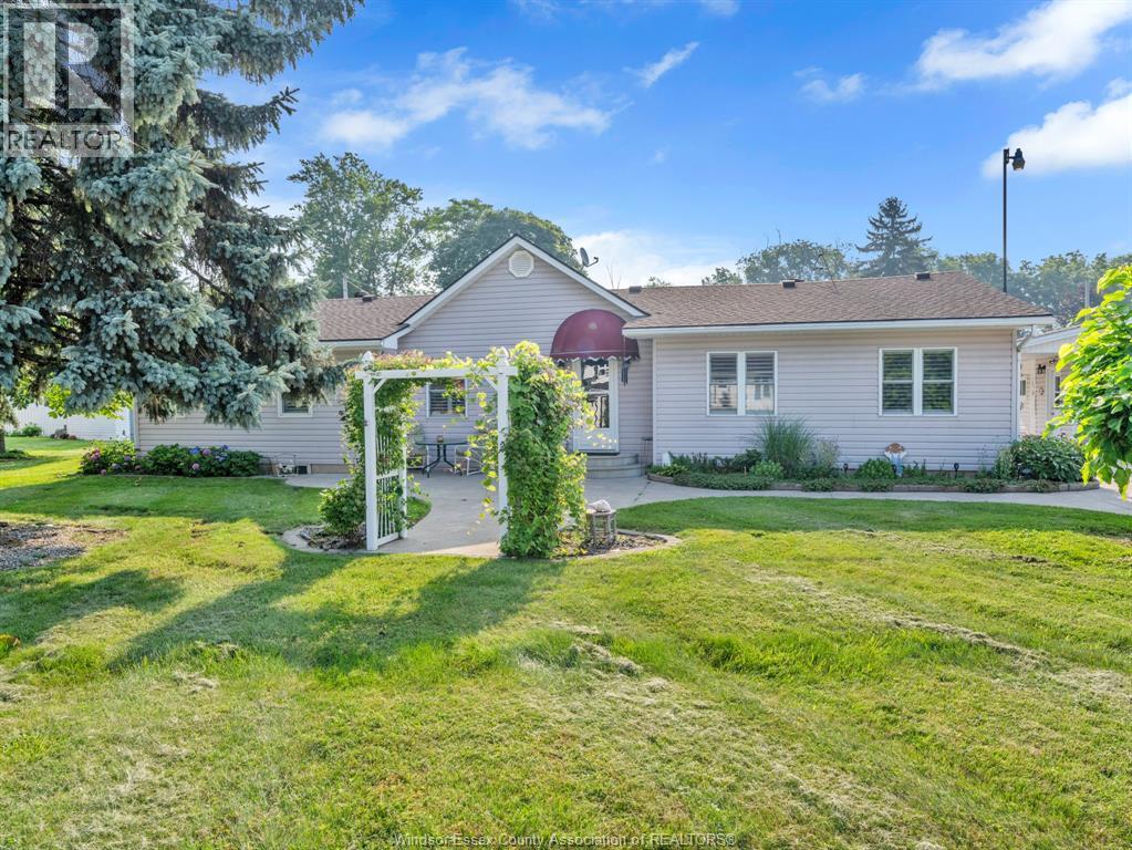 Single Family — 290 Wawa Crescent, Colchester, Ontario