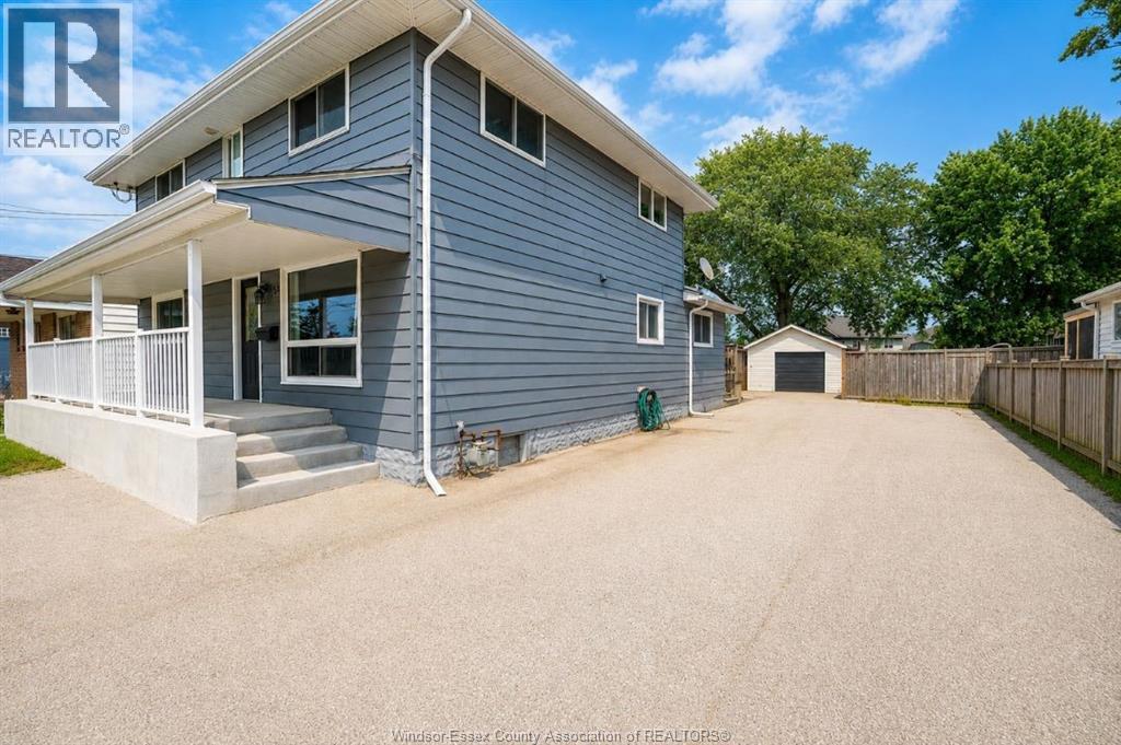 1554 Lesperance Road, Tecumseh — photograph 3