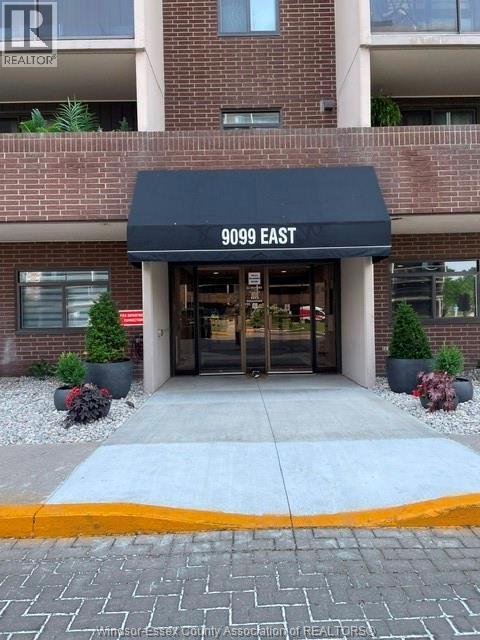 9099 Riverside Drive #E422, Windsor — photograph 2