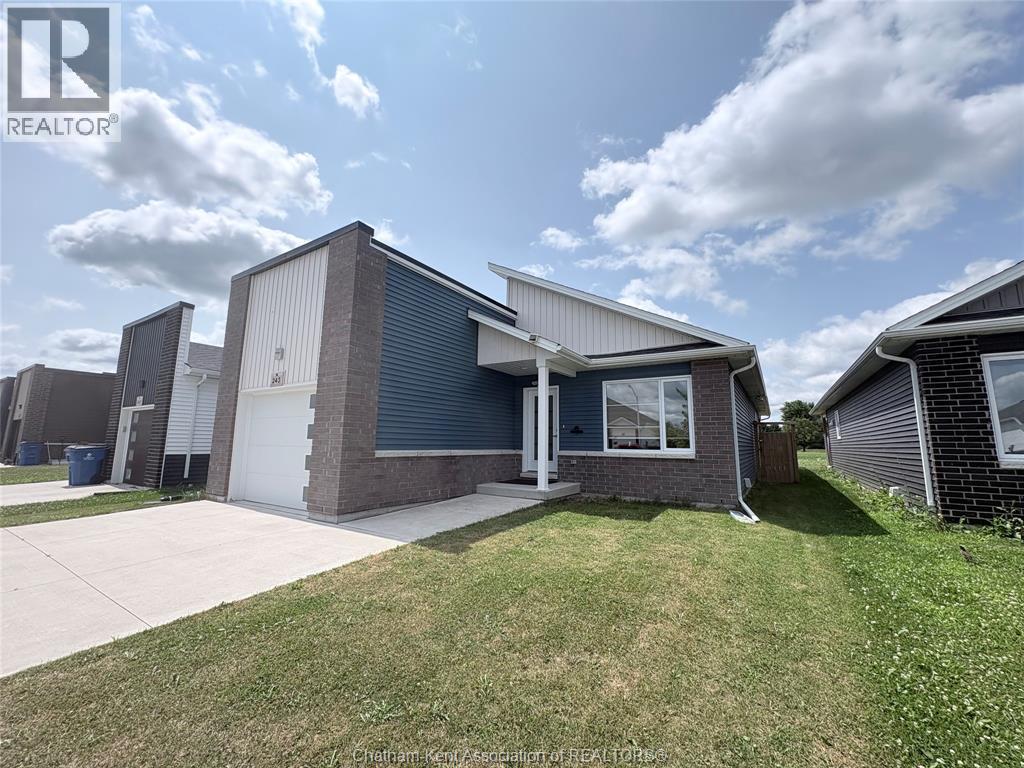 3-bedroom Single Family at 243 Manning Drive, Chatham — primary photograph