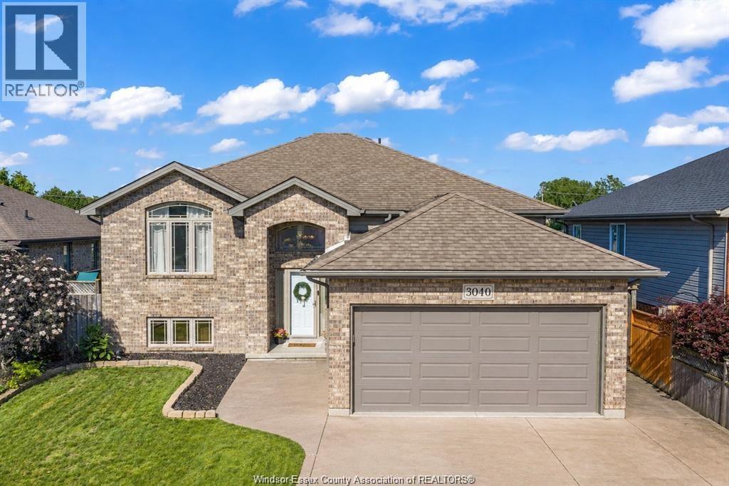 3040 Troup Crescent #upper, Windsor — primary photograph
