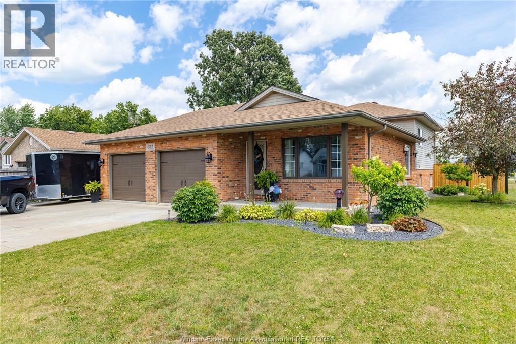 682 Richmond, Amherstburg — photograph 3