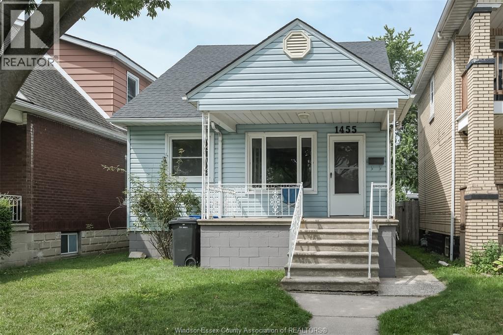 Single Family — 1455 Henry Ford Circle, Windsor, Ontario