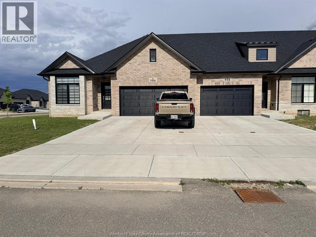 Single Family — 700 Elliot Point Road, Amherstburg, Ontario