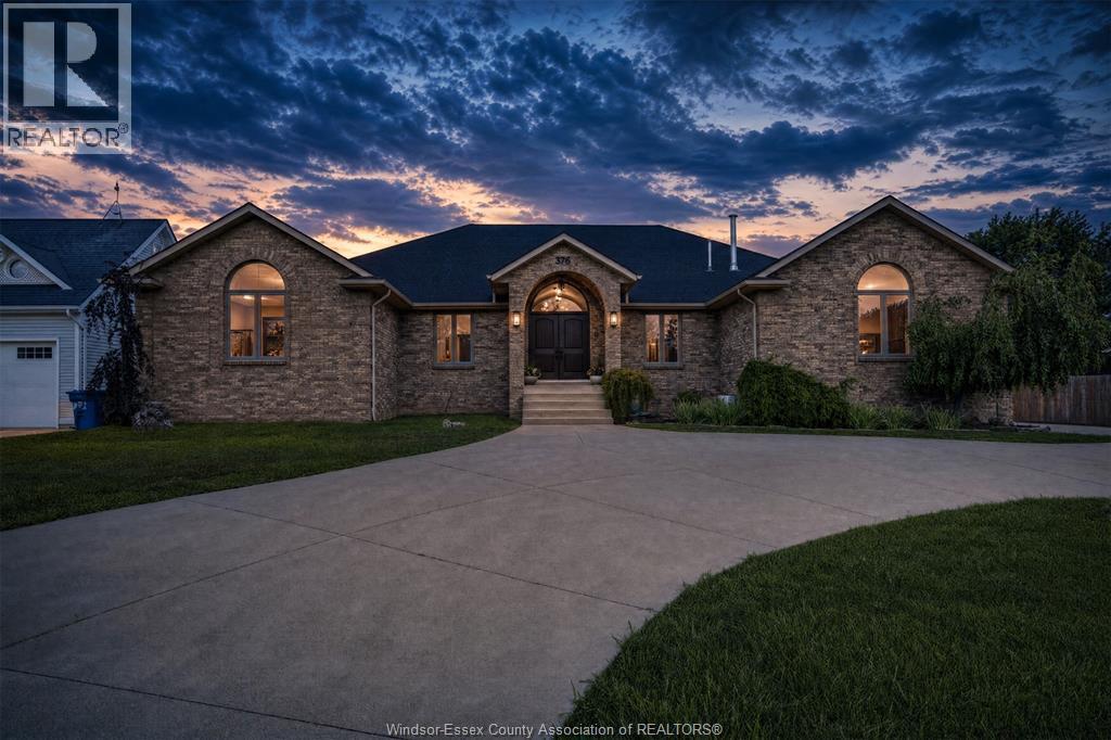 376 Elmstead Ridge, Lakeshore — primary photograph