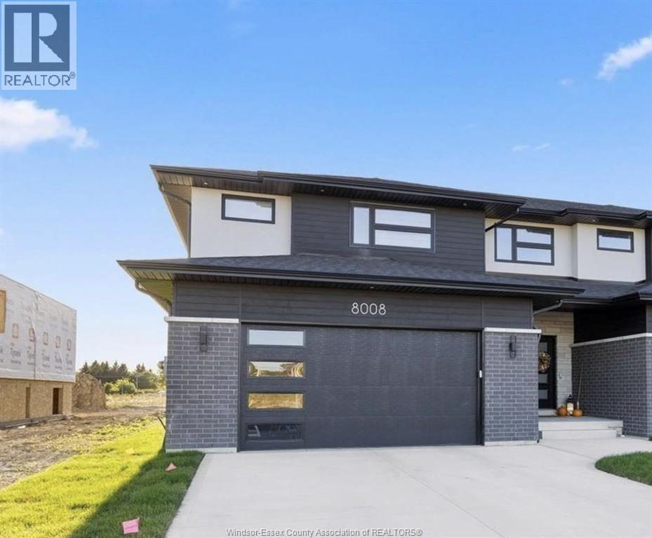 Single Family — 8032 Meo Boulevard, LaSalle, Ontario