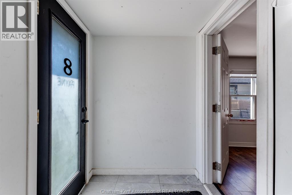 8 Payne Street, Chatham — photograph 3