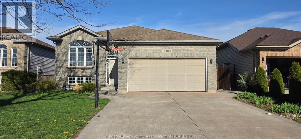 4628 Fontana, Windsor — primary photograph