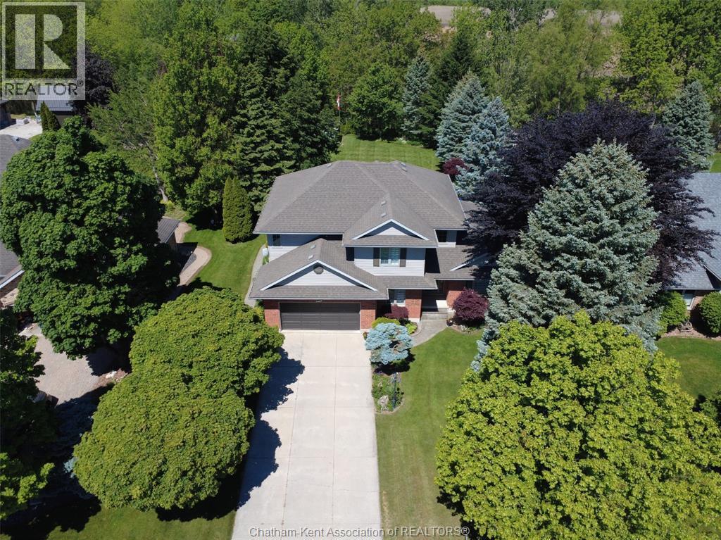 4-bedroom Single Family at 9149 West Ridge Line, Blenheim — photograph 2