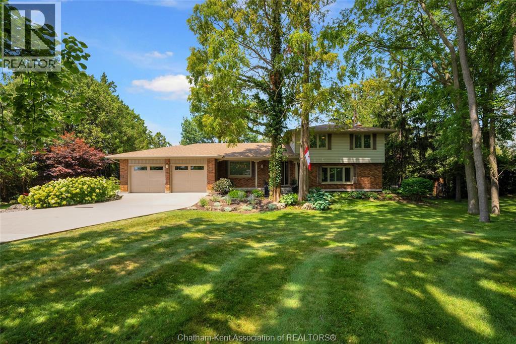 9133 Woodland Crescent, Chatham — photograph 2