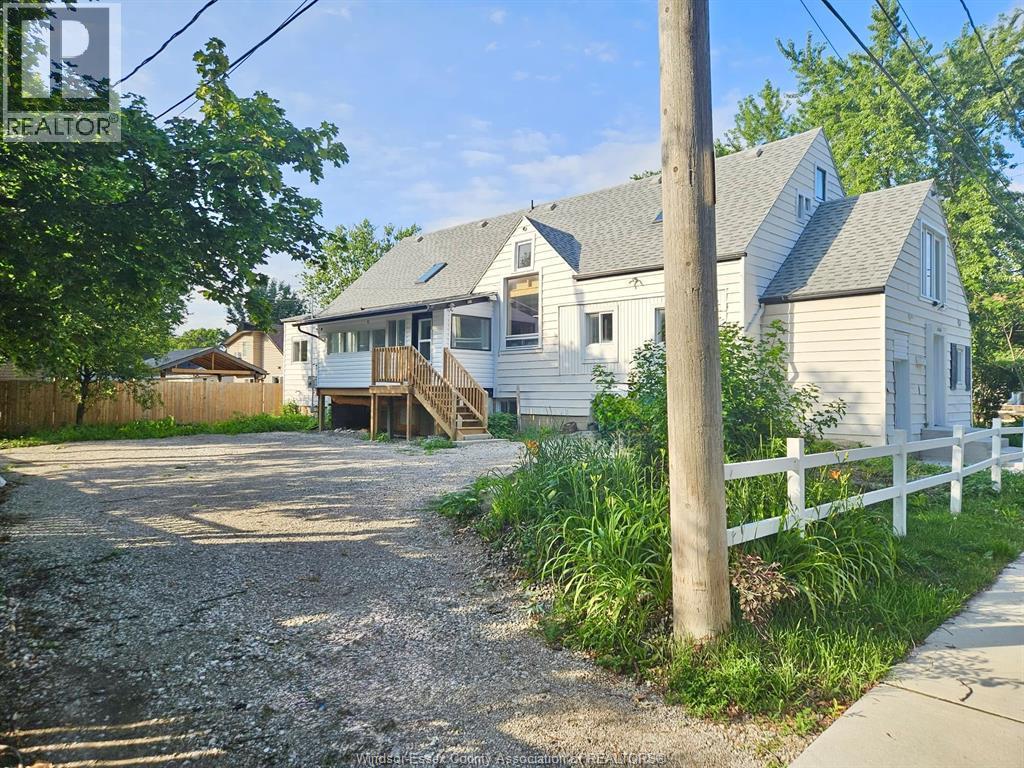3216 Manchester Road #2, Windsor — photograph 2