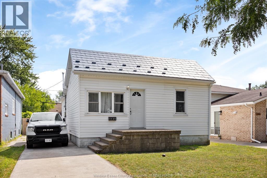1134 California, Windsor — primary photograph