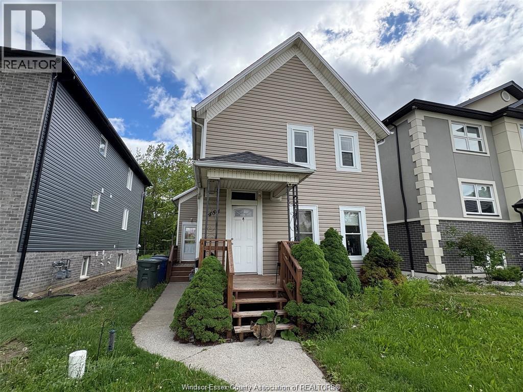 454 Crawford, Windsor — primary photograph