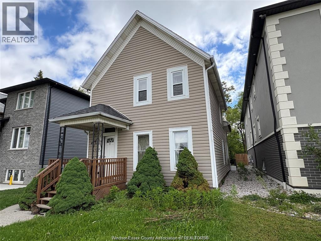 454 Crawford, Windsor — photograph 3