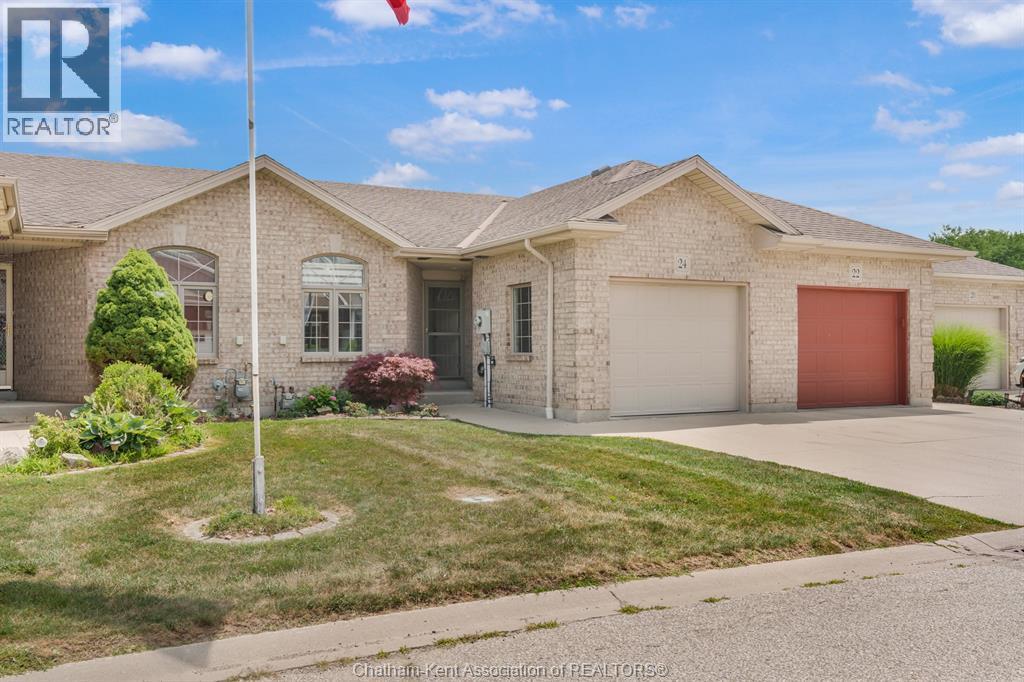 Single Family — 24 McIntosh Avenue, Chatham, Ontario