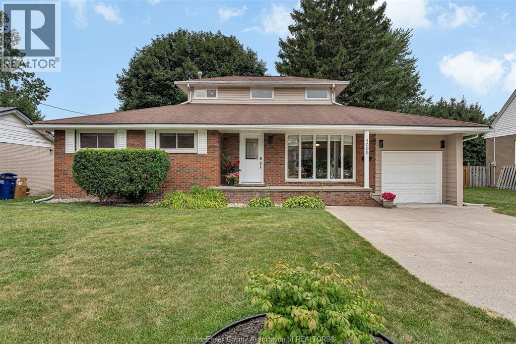 Single Family — 4069 Roseland Drive, Windsor, Ontario
