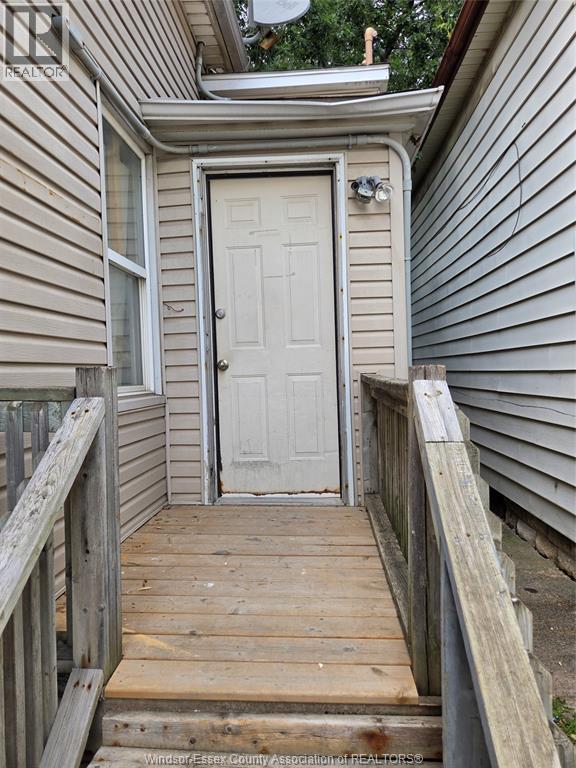 456 Elliot, Windsor — photograph 2