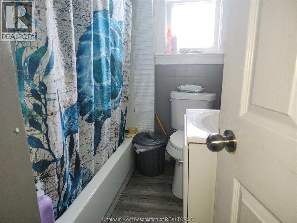 457 Smith Line, Sombra — photograph 3