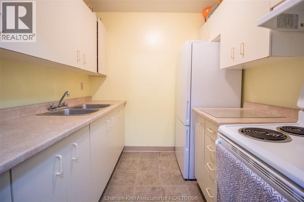 130 Park Avenue #404, Chatham — photograph 2