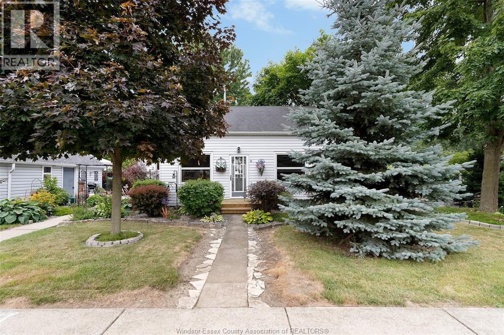 58 Laird Avenue, Essex — photograph 3