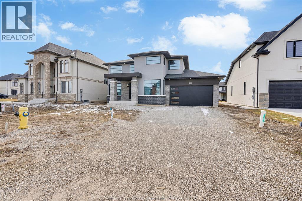 5-bedroom Single Family at 311 Benson Court, Amherstburg — photograph 3