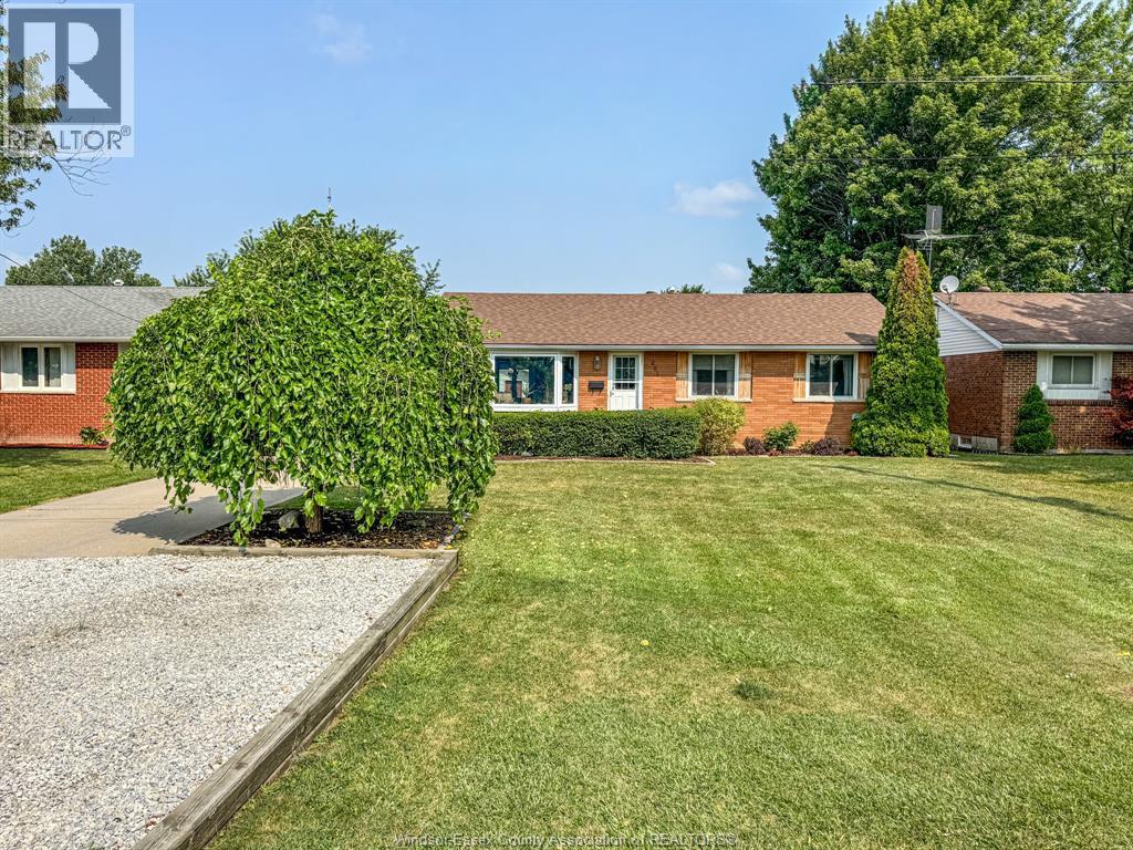 281 Fairview, Essex — primary photograph