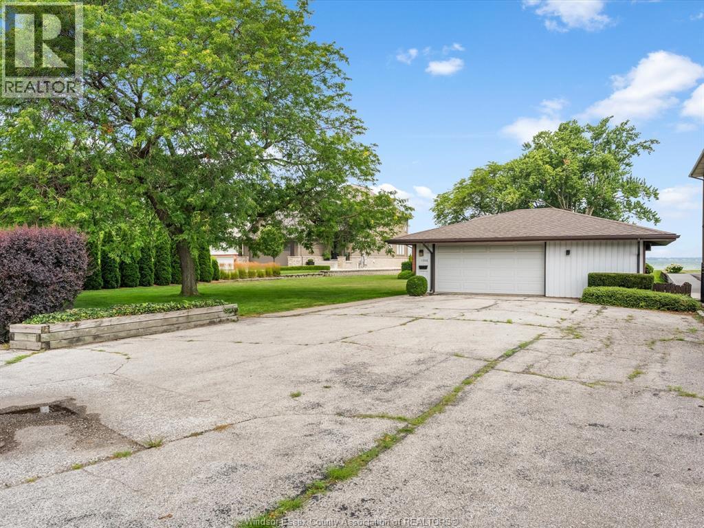 Single Family — 11506 Riverside, Windsor, Ontario