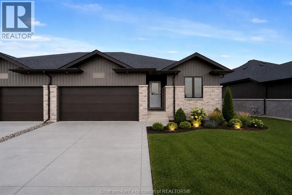 Single Family — 8 Cornerstone Place, Chatham, Ontario
