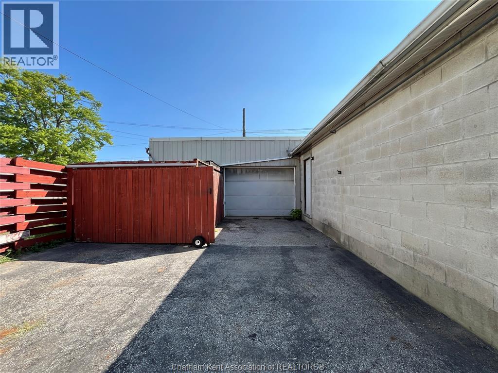 5 Woods Street, Chatham — photograph 3