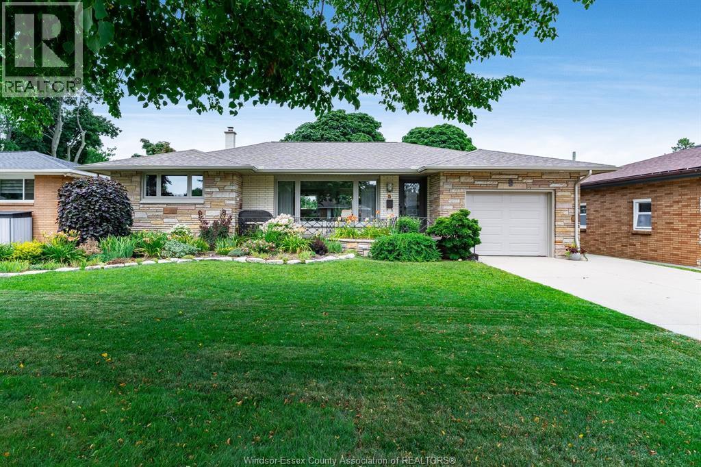 Single Family — 9 Margaret, Leamington, Ontario