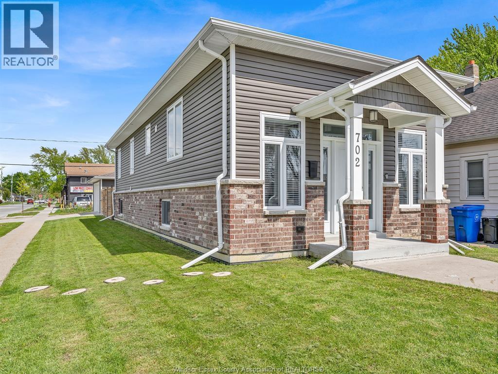 Single Family — 702 Lesperance Road, Tecumseh, Ontario