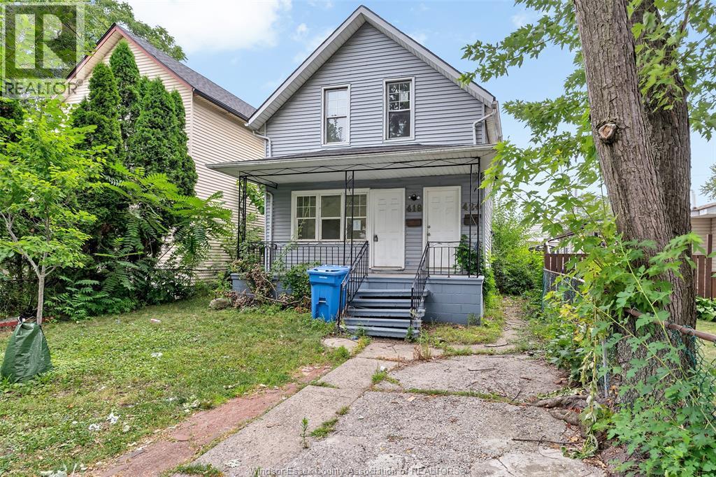 418 Caron Avenue, Windsor — photograph 2