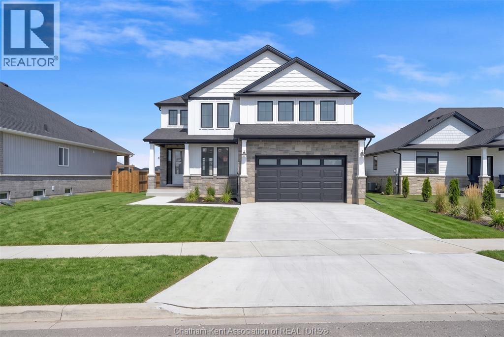 168 Rosewood Crescent, Chatham — primary photograph