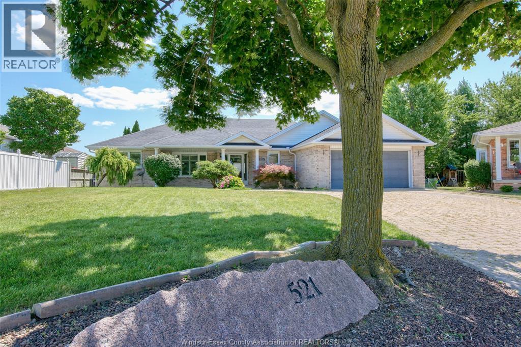 521 Royal Ridge Crescent, Amherstburg — photograph 2