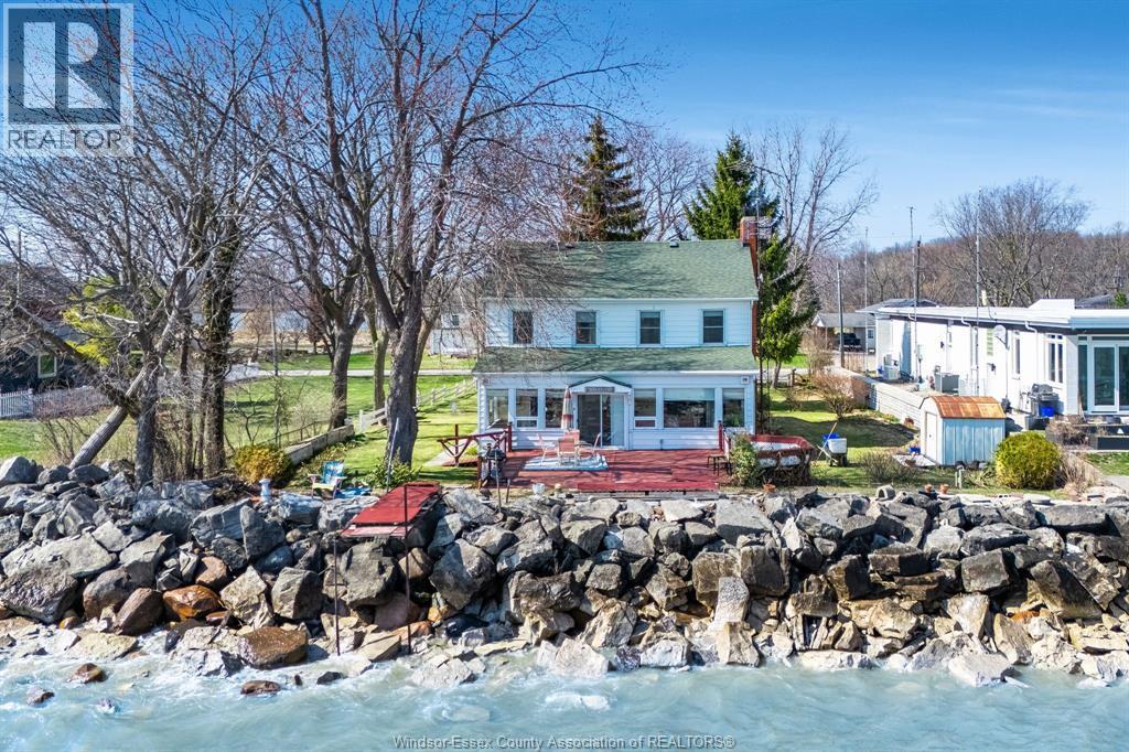 1247 Heritage Road, Kingsville — primary photograph