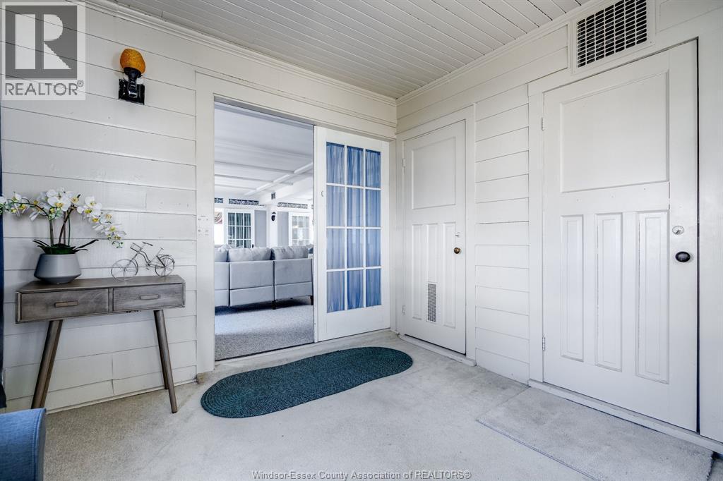 1247 Heritage Road, Kingsville — photograph 2