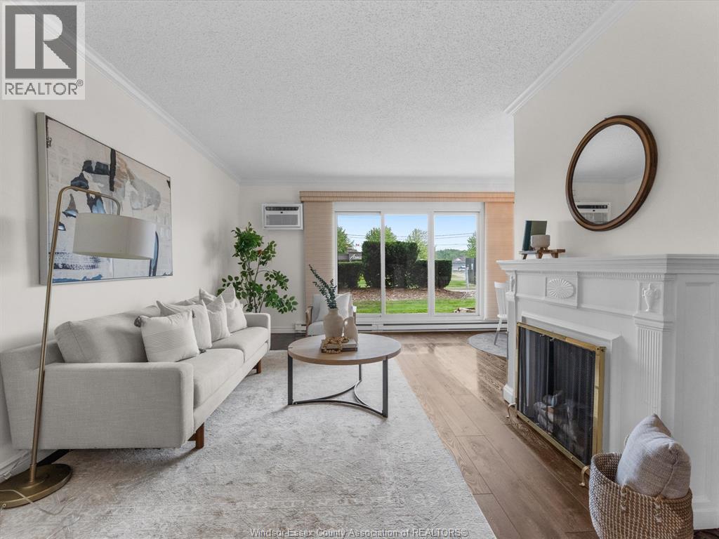 9099 Riverside Drive #E109, Windsor — photograph 3