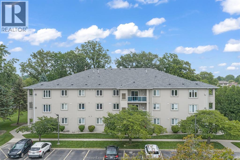4850 Grand Boulevard #306, Windsor — photograph 2
