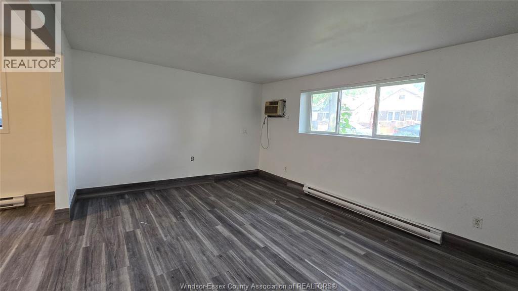 3254 Millen Street #1, Windsor — photograph 2