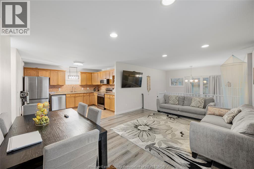 4574 Tumbleweed Crescent, Windsor — photograph 3