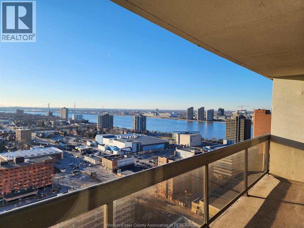 150 Park Street #2515, Windsor — photograph 3