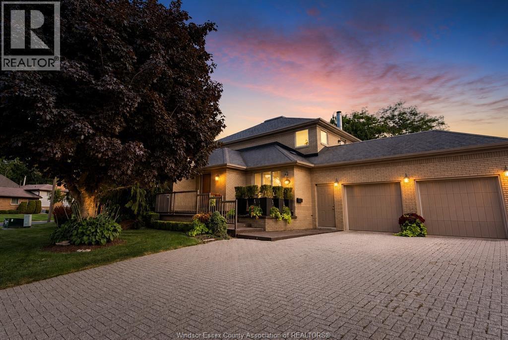 3035 Rowley Park Drive, Kingsville — photograph 2