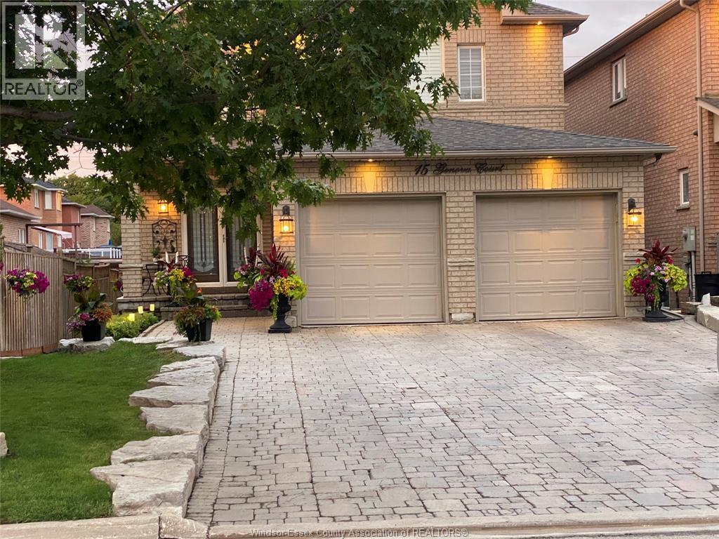 1-bedroom Single Family at 15 Genova Court, Woodbridge — primary photograph