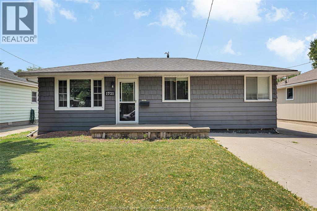 1721 Glendale, Windsor — primary photograph
